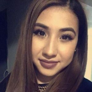 Meet your Posher, Carla leticia